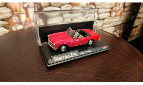 Mercedes Benz 280 SL.  1968г.  NEW RAY, масштабная модель, New-Ray Toys, scale43, Mercedes-Benz