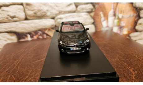 Schuco(dealer) 1/43 VW Golf Cabriolet, масштабная модель, Volkswagen, scale43