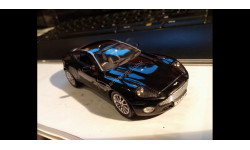 1141 1:43 minichamps bond collection aston martin v12 vanquish