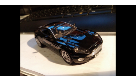 1141 1:43 minichamps bond collection aston martin v12 vanquish, масштабная модель, scale43