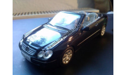 670 Mercedes W209  A209 CLK Cabrio Minichamps 1:43