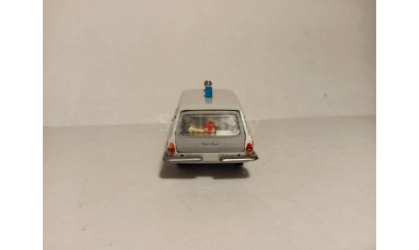 Газ 2402 скорая помощь Агат, масштабная модель, Тантал, scale43