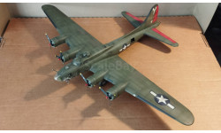 Pro built Academy 1/72 Boeing B-17F Flying Fortress model