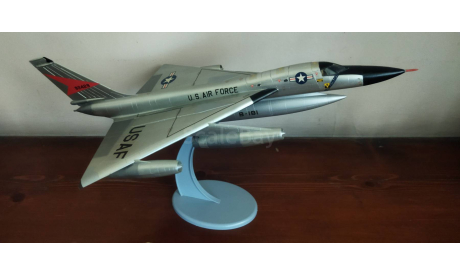 PRO BUILT & PAINTED B-58A HUSTLER 1/72 ITALERI TESTORS model, масштабные модели авиации, scale72