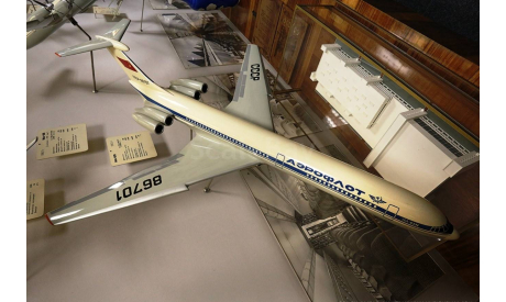 1:50 scale Ilyushin IL-62M model Ил-62М СССР Aeroflot 1974, масштабные модели авиации, Ильюшин, 1:48, 1/48