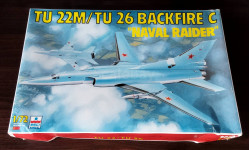 бомбардировщик ракетоносец Ту-22М2 Backfire C 1:72 (ESCI) сборная модель самолета