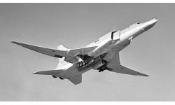 бомбардировщик Ту-22М2 1:72 (ESCI) сборная модель самолета
