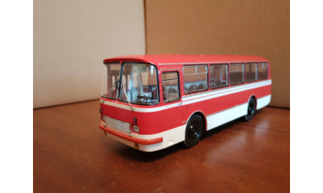 ЛАЗ 695Н Сангин С РУБЛЯ, масштабная модель, DEMPRICE, scale43