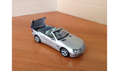 Mercedes-Benz SL500 silver NOREV, масштабная модель, scale43