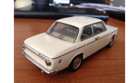 BMW 1600/2 saloon 1966-1975 white MINICHAMPS, масштабная модель, scale43