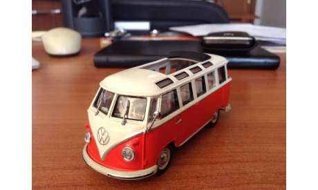 VW Kastenwagen T1 BULL NOSE SAMBA BUS 1958 red/creme MINICHAMPS, масштабная модель, scale43, Volkswagen