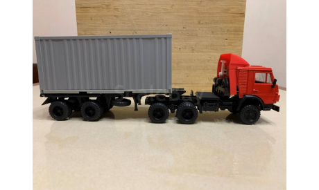 КАМАЗ-54112 контейнеровоз Элекон, масштабная модель, scale43