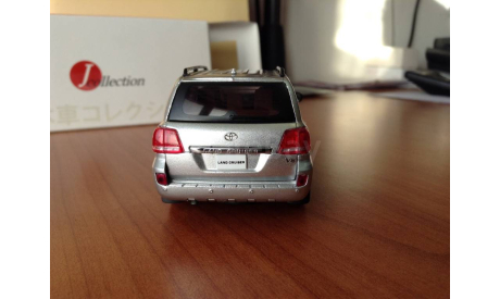 Toyota Land Cruiser 200 silver, 2010, RHD, J-collection, масштабная модель, scale43
