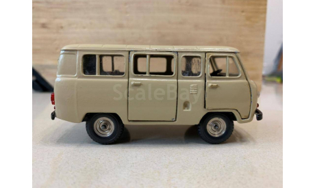 А41 УАЗ-452В бежевый (песочный) серый салон, масштабная модель, Тантал, scale43