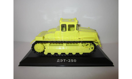 Трактор ДЭТ-250, масштабная модель, scale43