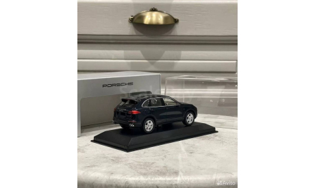 Модель 1:43 Porsche Cayenne 958 2015 Minichamps WAP02000800E, масштабная модель, scale43