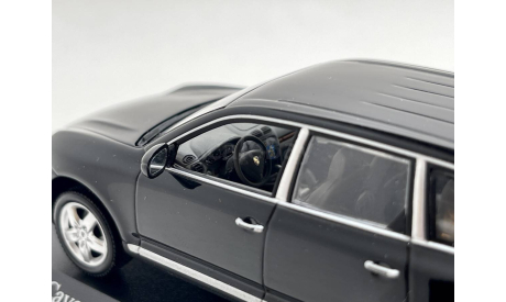 Модель 1:43 Porsche Cayenne (955) 2002 Minichamps 400061080 Дефект, масштабная модель, scale43