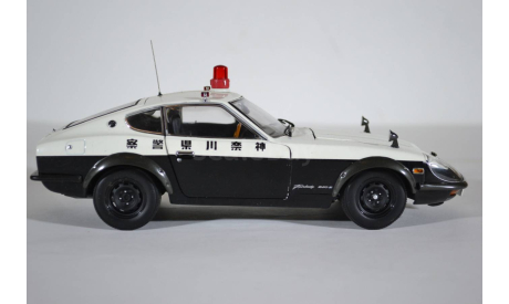 Fairlady 240ZG (HS30H)  KANAGAWA Pref. Police Car (08216A Nissan), масштабная модель, Kyosho, 1:18, 1/18