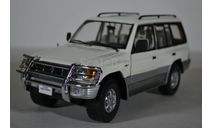 Mitsubishi Montero Long 3.5 V6, 1998 (Sunstar 1228), масштабная модель, scale18