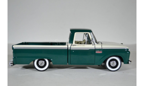 Ford F-100 Custom Cab Pickup - Wimbledon White  Holly Green (Sunstar 1274 1966), масштабная модель, 1:18, 1/18