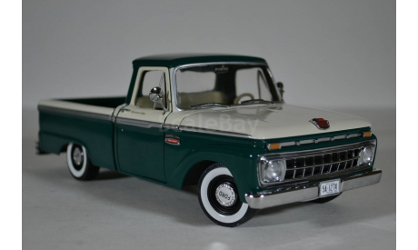 Ford F-100 Custom Cab Pickup - Wimbledon White  Holly Green (Sunstar 1274 1966), масштабная модель, 1:18, 1/18