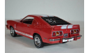 FORD Mustang II Cobra II 1978 красный с белыми полосами, масштабная модель, Greenlight Collectibles, scale18