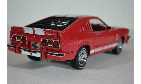 FORD Mustang II Cobra II 1978 красный с белыми полосами, масштабная модель, Greenlight Collectibles, 1:18, 1/18