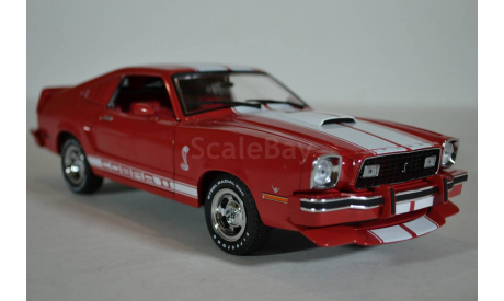 FORD Mustang II Cobra II 1978 красный с белыми полосами, масштабная модель, Greenlight Collectibles, 1:18, 1/18