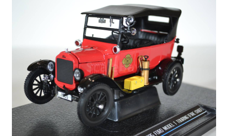 Ford Model T Touring (Fire Chief) - Red 1925, масштабная модель, Sunstar, scale24