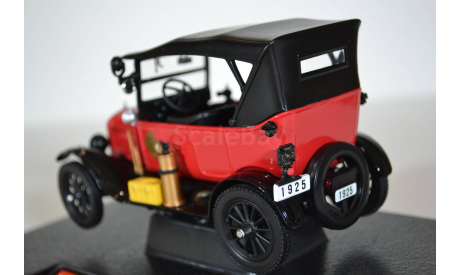 Ford Model T Touring (Fire Chief) - Red 1925, масштабная модель, Sunstar, scale24