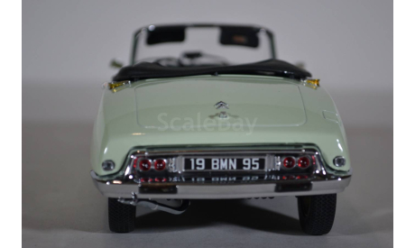 Citroen DS 19  1961  Open Convertible - Blanc Carrare (White), масштабная модель, Sunstar, scale18, Citroën