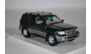 Toyota Land Cruiser 100 VX темно зеленый, масштабная модель, Spark, 1:43, 1/43