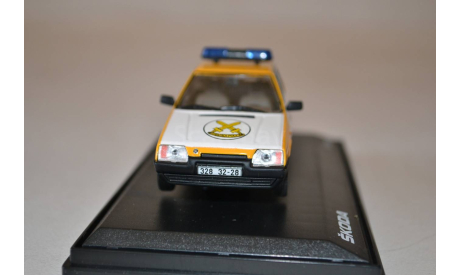 Skoda Favorit 1987(708XY 04), масштабная модель, Abrex, Škoda, scale43