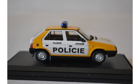 Skoda Favorit 1987(708XY 04), масштабная модель, Abrex, Škoda, scale43