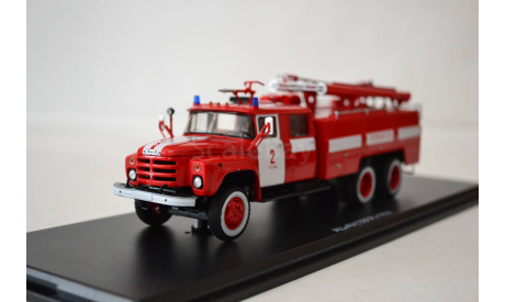 АЦ40 (133ГЯ) красная _Полтава_, масштабная модель, Start Scale Models (SSM), 1:43, 1/43