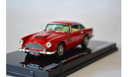 Aston Martin DB4 red