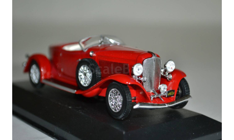 Auburn Boat Tail Roadster 1933, сборная модель автомобиля, WhiteBox, scale43