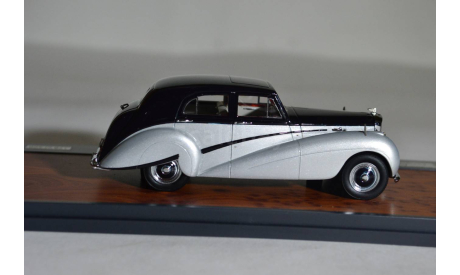 Bently Harold Radford Countryman Mark II Saloon  1951, масштабная модель, Bentley, matrix, 1:43, 1/43