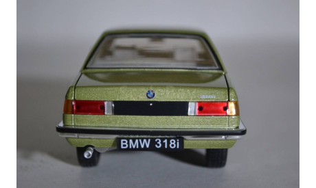 BMW 318 E21 (187416), масштабная модель, WhiteBox, scale24