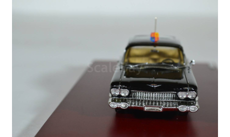 Cadillac 1958 Series 75 Limousine Bubble Top Queen Elizabeth II, масштабная модель, TSM Model, scale43