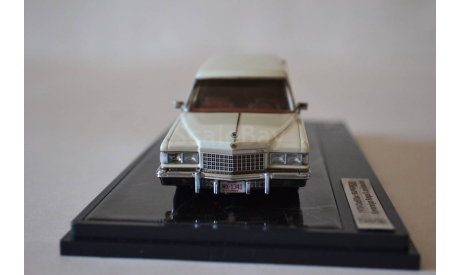 Cadillac Fleetwood Superior Hearse 1976 (341), масштабная модель, matrix, scale43