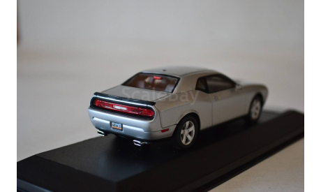 Dodge Challenger  SRT8 2009 (033), масштабная модель, Premium X, scale43