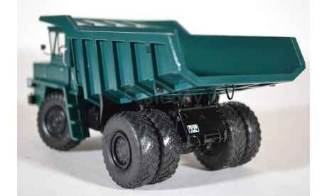 БЕЛАЗ-540 опытный (зеленый), масштабная модель, scale43