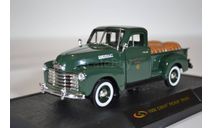 Chevrolet Pick-Up 1950 зеленый с бочками в кузове, масштабная модель, Signature, scale32