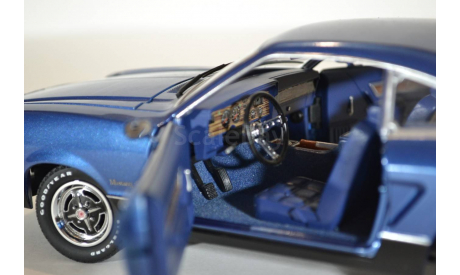 Ford -  1976 Ford Mustang II Mach 1 - Blue w-Black, масштабная модель, 1:18, 1/18, Greenlight Collectibles