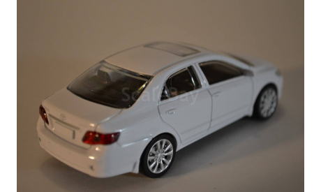 БЕЗ РЕЗЕРВНОЙ ЦЕНЫ!!!!  Toyota Corolla белая, масштабная модель, 1:43, 1/43, Rastar