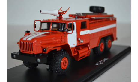 АЦ-7,5-40 (4320) с белыми полосами, масштабная модель, Start Scale Models (SSM), scale43