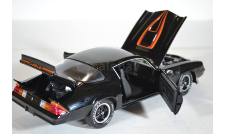 CHEVROLET Camaro Z28 1979 черный (12905), масштабная модель, Greenlight Collectibles, scale18