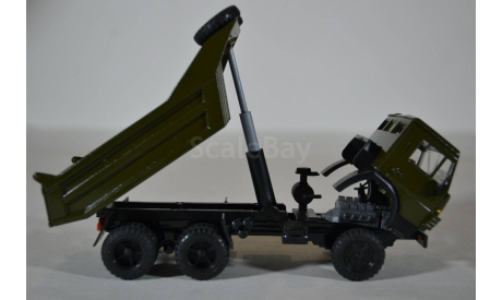 Камаз 55111 с 2 мя запасными колесами (хаки), масштабная модель, Элекон, 1:43, 1/43