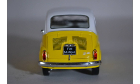 Fiat 600 (187413), масштабная модель, WhiteBox, scale24